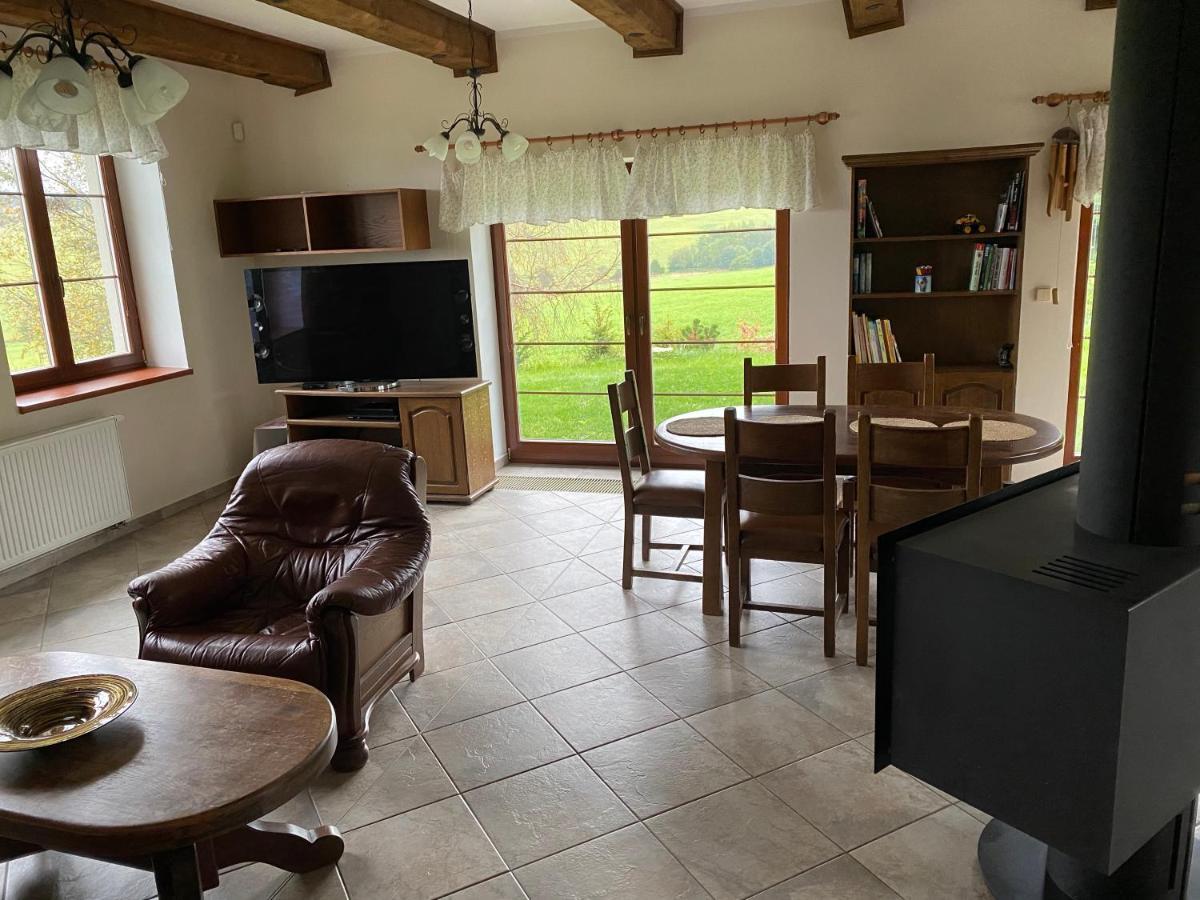 Apartman Pod Dratnikem Svratka ภายนอก รูปภาพ